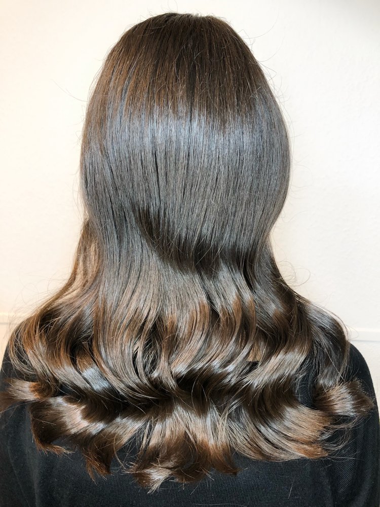 Kundin des Friseursalon Schnaddels in Wiesbaden